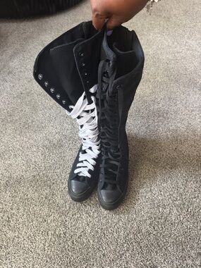 Converse Black Knee-High Lace-Up Women's Boots with White Laces